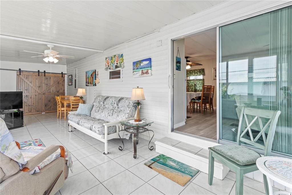 For Sale: $184,900 (2 beds, 2 baths, 1160 Square Feet)