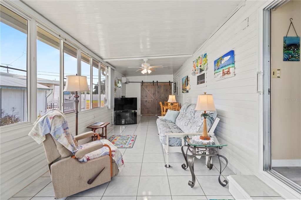 For Sale: $184,900 (2 beds, 2 baths, 1160 Square Feet)