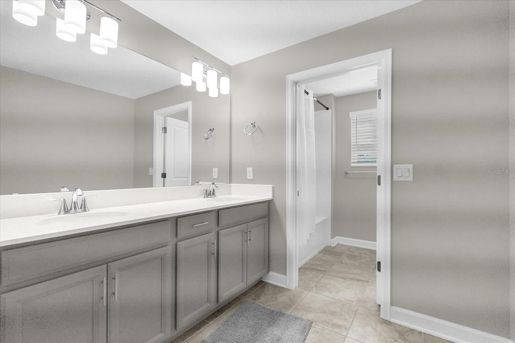 待售: $635,000 (4 贝兹, 2 浴室, 2683 平方英尺)