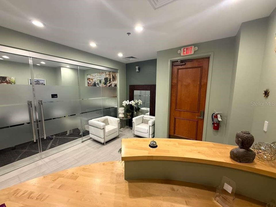 For Sale: $549,000 (0 beds, 0 baths, 1188 Square Feet)