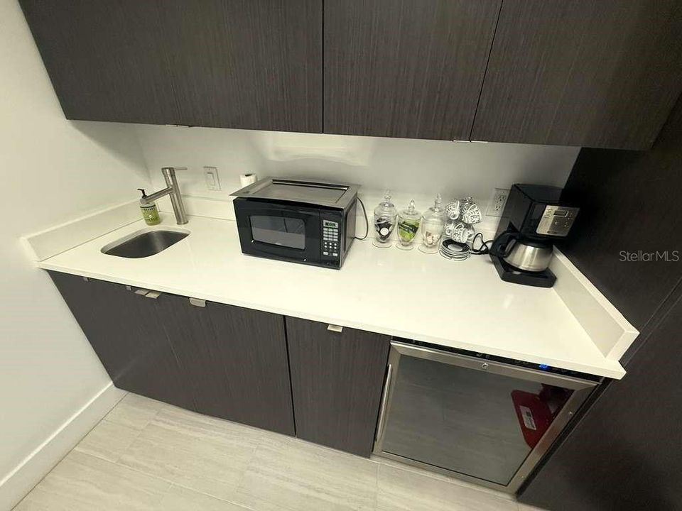 For Sale: $549,000 (0 beds, 0 baths, 1188 Square Feet)