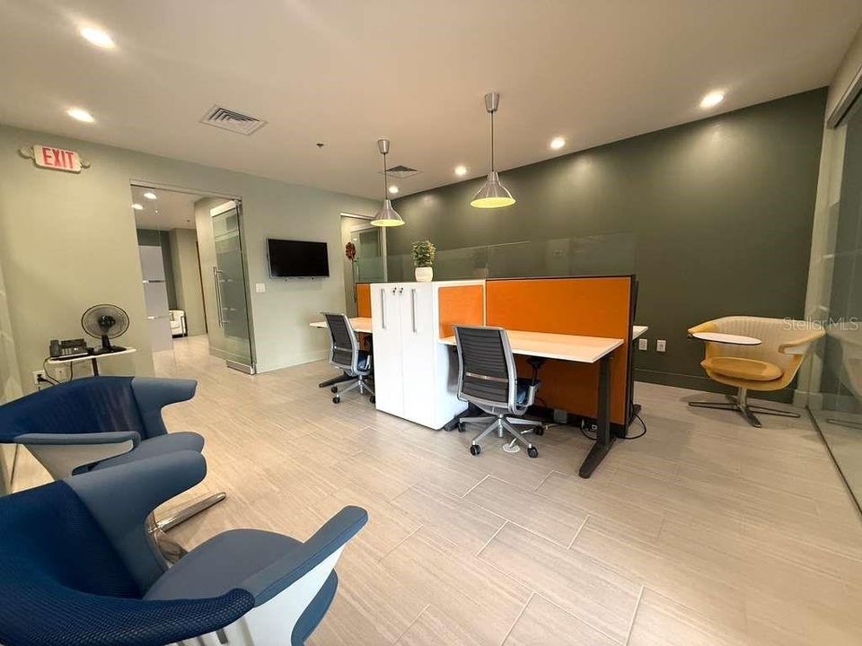 For Sale: $549,000 (0 beds, 0 baths, 1188 Square Feet)