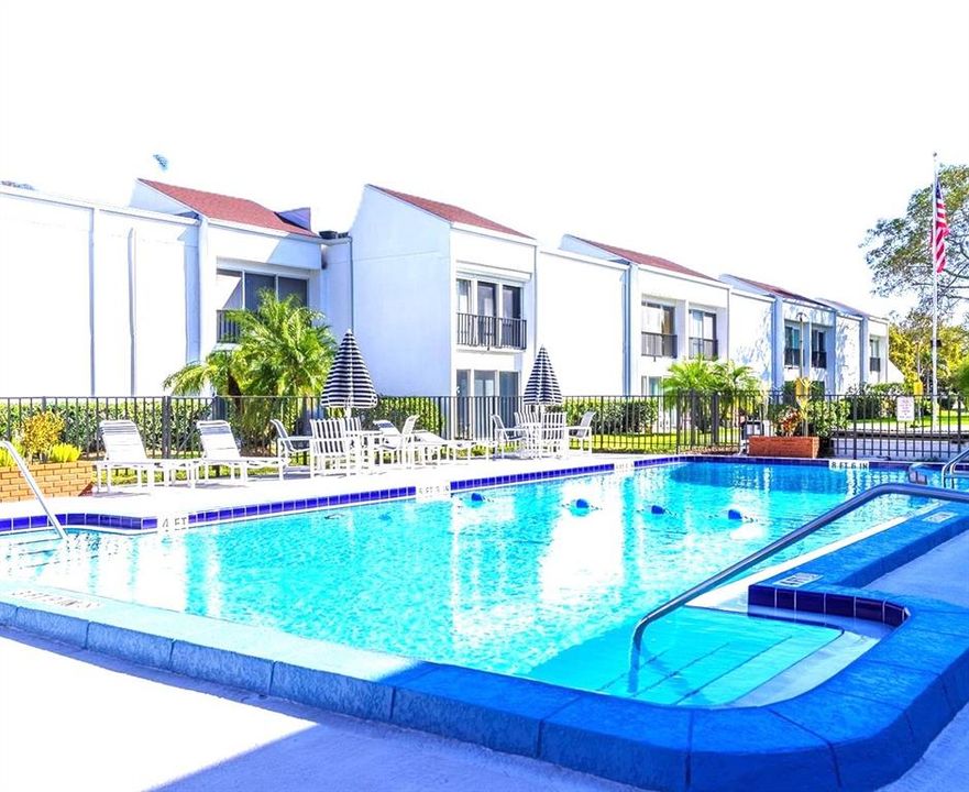 For Rent: $1,650 (1 beds, 1 baths, 750 Square Feet)