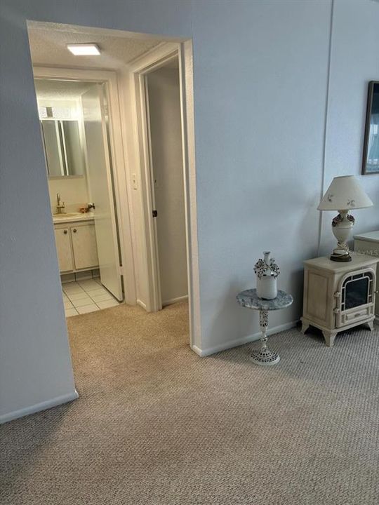 For Rent: $1,650 (1 beds, 1 baths, 750 Square Feet)