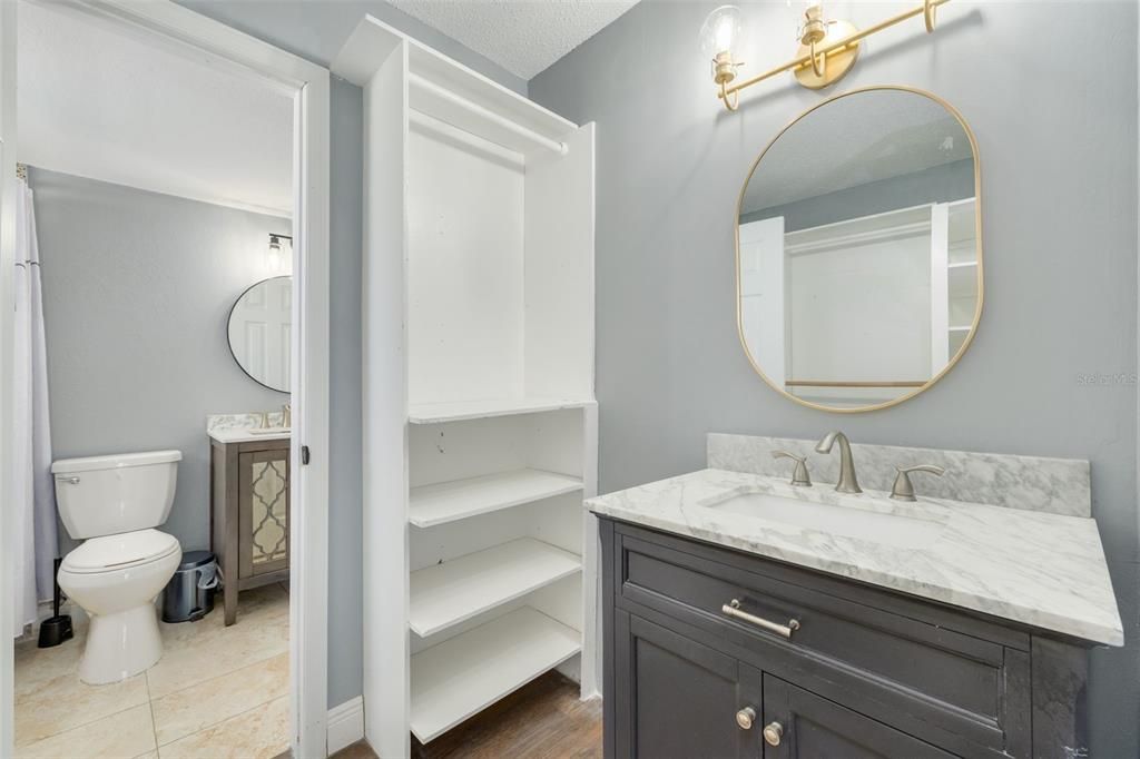 For Rent: $1,750 (2 beds, 1 baths, 900 Square Feet)