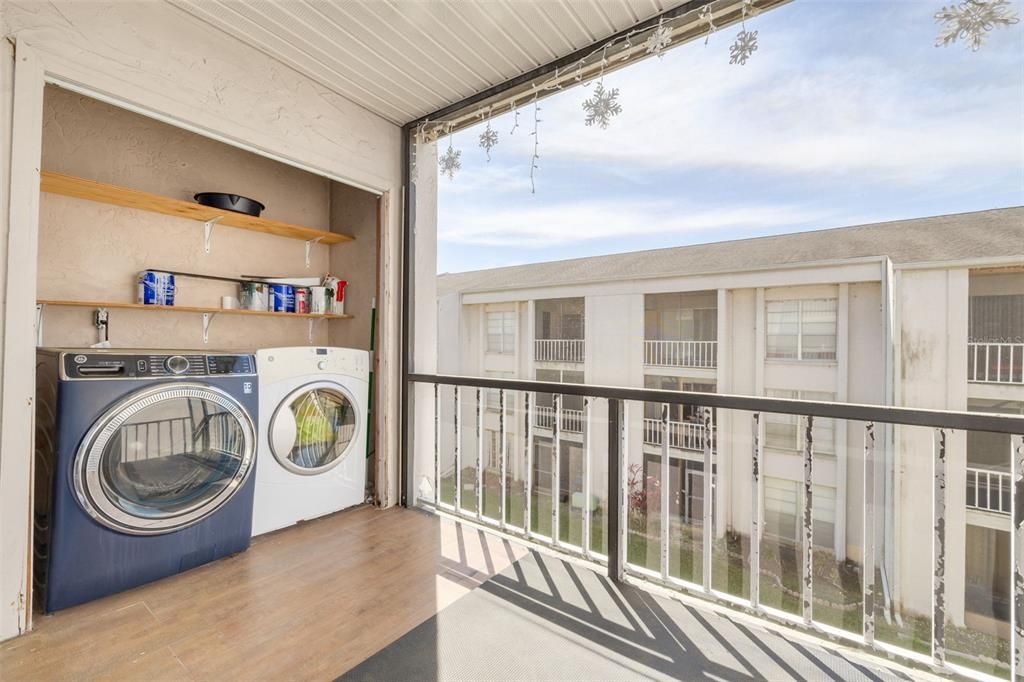 For Rent: $1,750 (2 beds, 1 baths, 900 Square Feet)