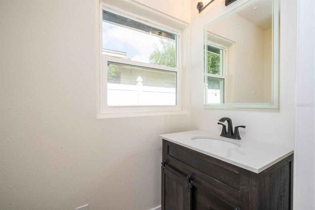 En Renta: $2,400 (3 camas, 2 baños, 1288 Pies cuadrados)