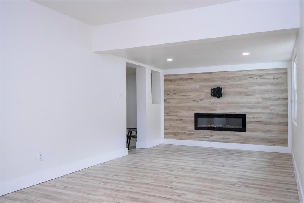 En Renta: $2,400 (3 camas, 2 baños, 1288 Pies cuadrados)