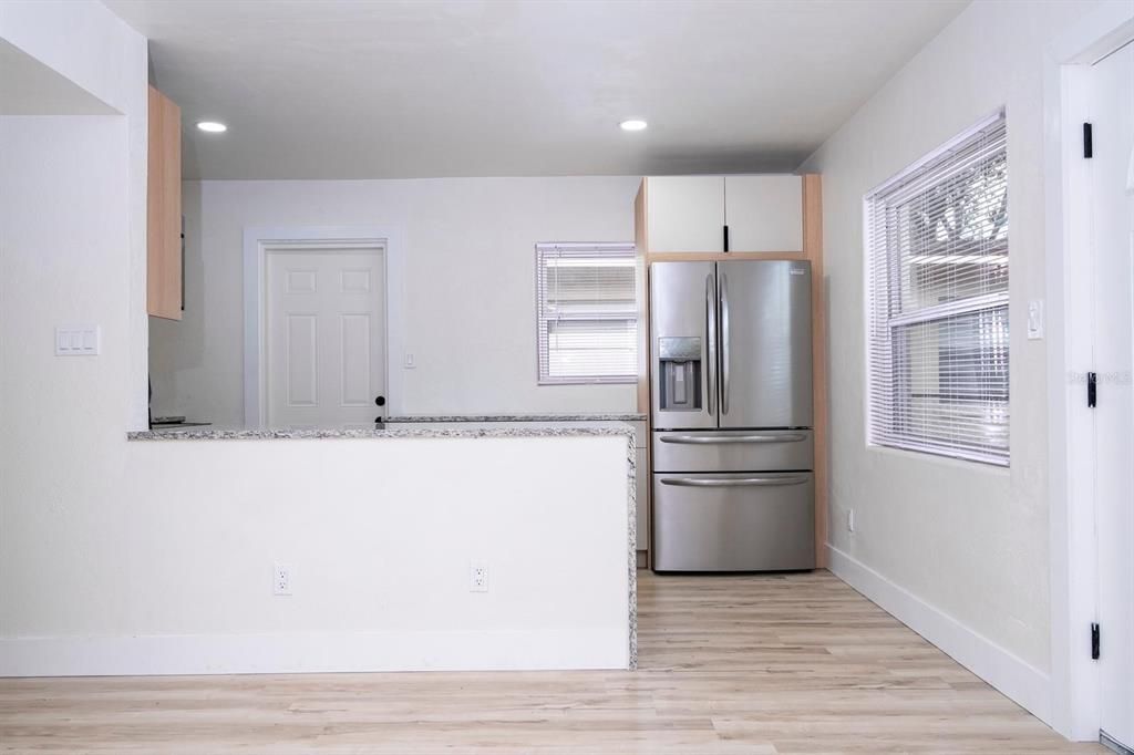 En Renta: $2,400 (3 camas, 2 baños, 1288 Pies cuadrados)