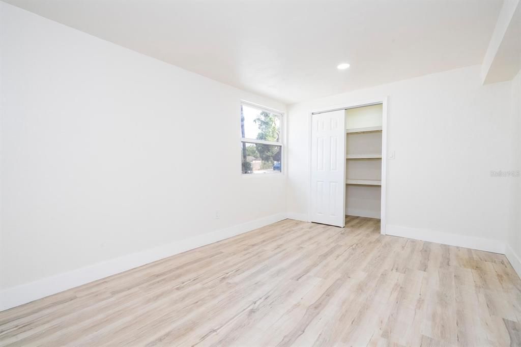 En Renta: $2,400 (3 camas, 2 baños, 1288 Pies cuadrados)