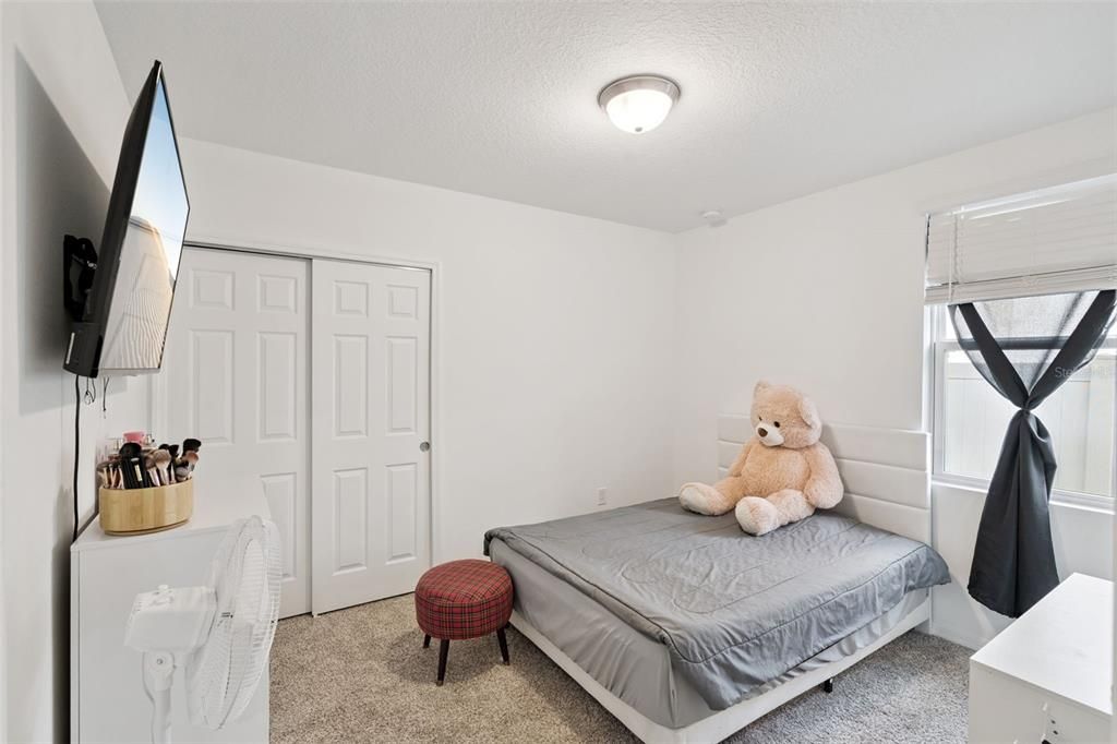 For Sale: $314,999 (4 beds, 2 baths, 1687 Square Feet)