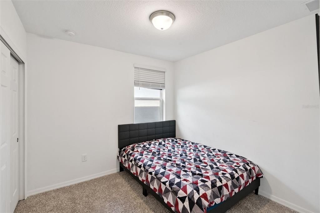 For Sale: $314,999 (4 beds, 2 baths, 1687 Square Feet)