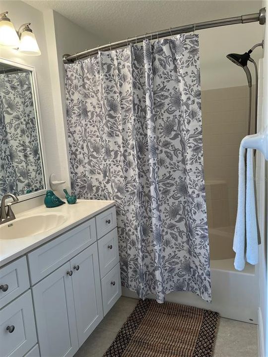 待售: $309,000 (3 贝兹, 2 浴室, 1302 平方英尺)