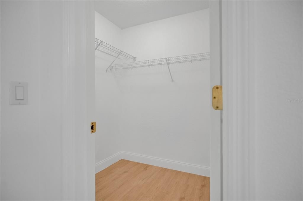 待售: $309,000 (3 贝兹, 2 浴室, 1302 平方英尺)