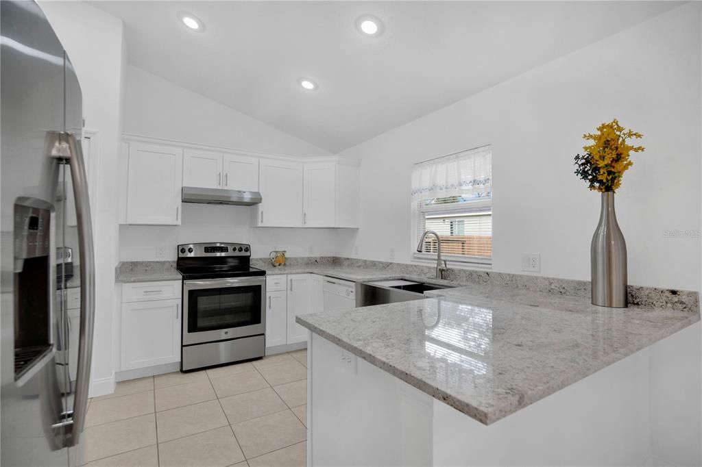 待售: $309,000 (3 贝兹, 2 浴室, 1302 平方英尺)