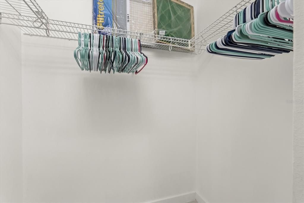 For Rent: $4,500 (6 beds, 4 baths, 4767 Square Feet)