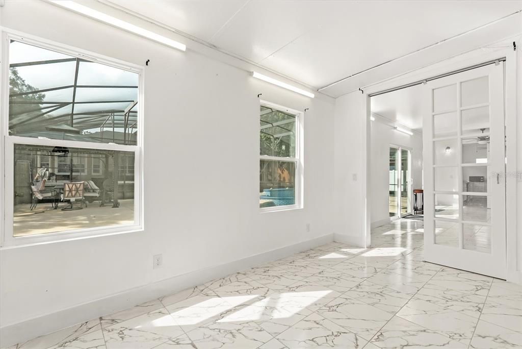 For Rent: $4,500 (6 beds, 4 baths, 4767 Square Feet)