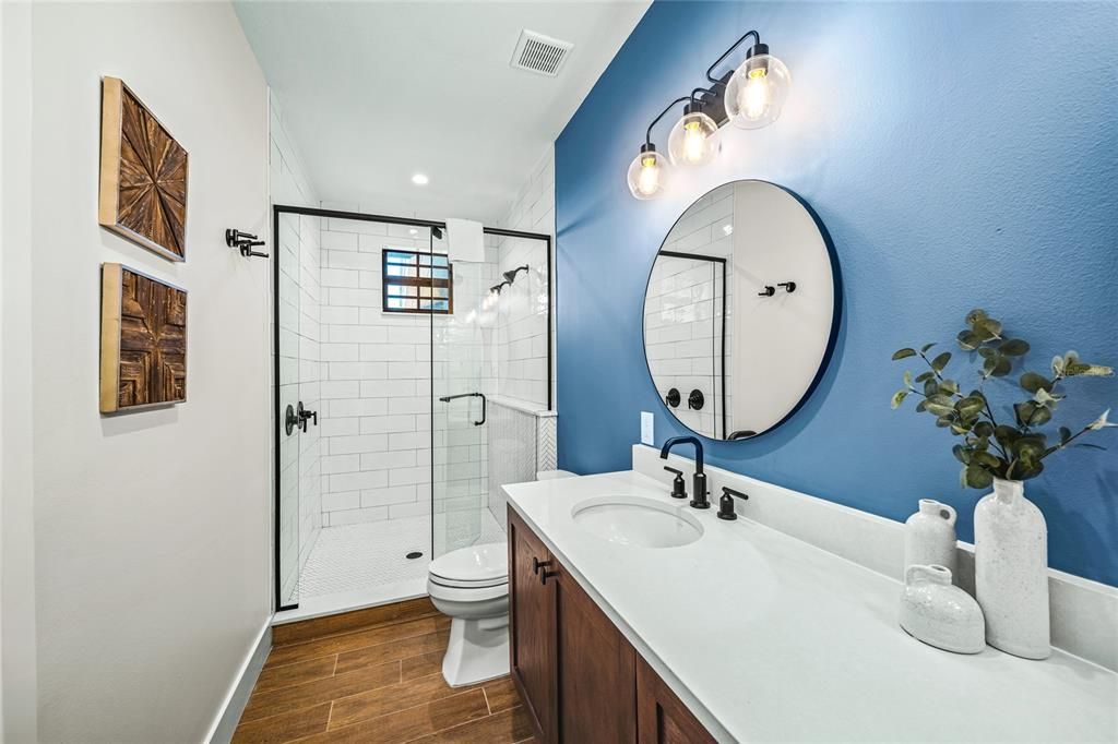 For Sale: $2,975,000 (5 beds, 5 baths, 2966 Square Feet)