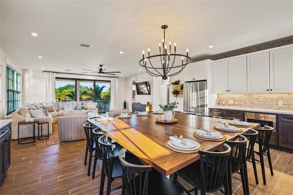 For Sale: $2,975,000 (5 beds, 5 baths, 2966 Square Feet)