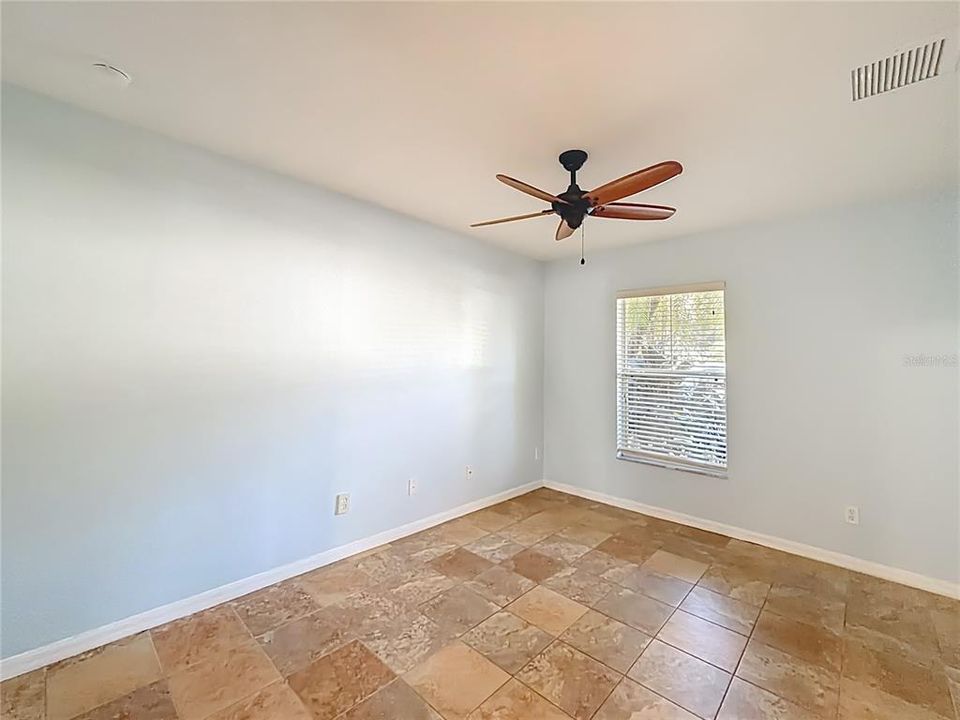 For Rent: $1,995 (3 beds, 2 baths, 1750 Square Feet)