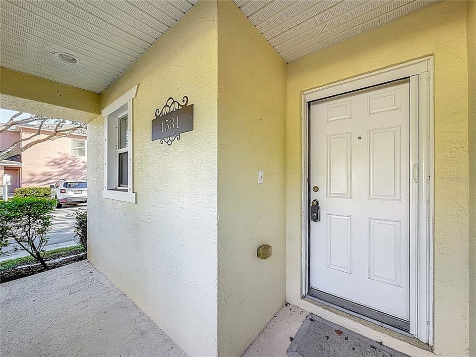 For Rent: $1,995 (3 beds, 2 baths, 1750 Square Feet)