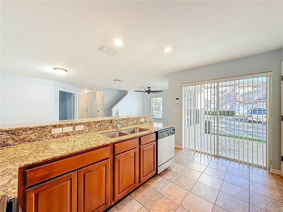 For Rent: $1,995 (3 beds, 2 baths, 1750 Square Feet)