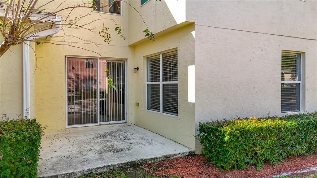 For Rent: $1,995 (3 beds, 2 baths, 1750 Square Feet)