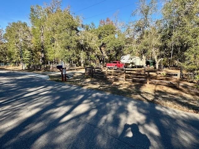 待售: $89,000 (1.01 acres)