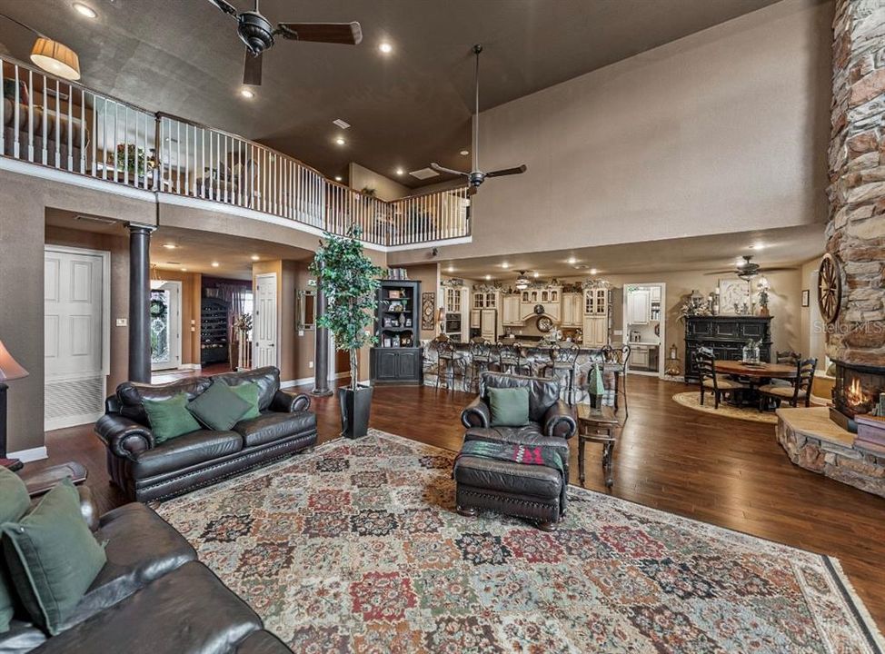 For Sale: $2,500,000 (4 beds, 2 baths, 4545 Square Feet)