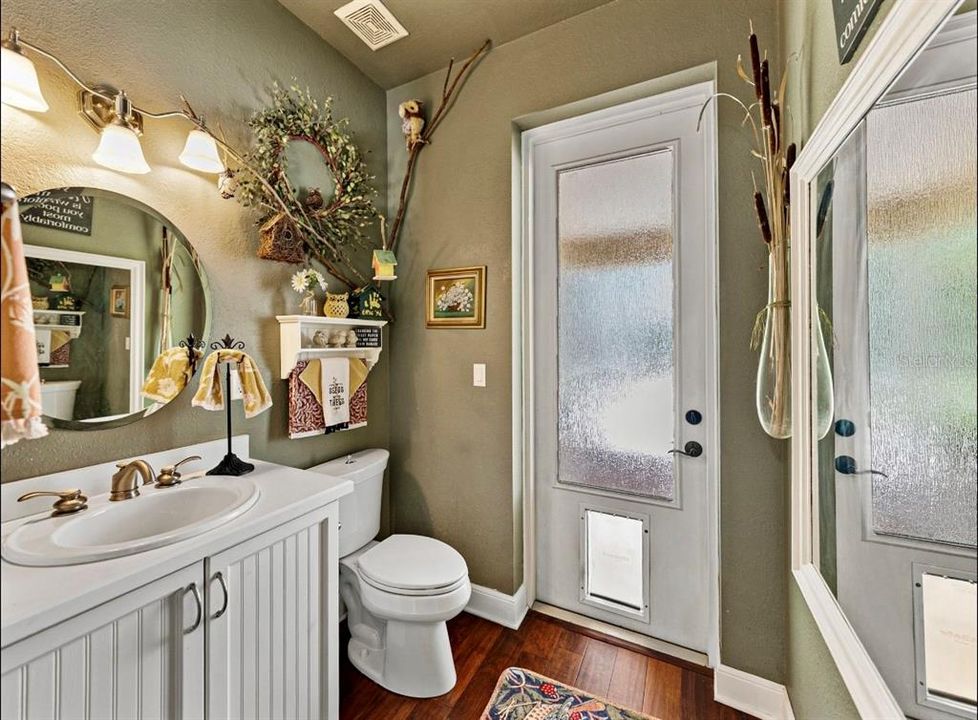 For Sale: $2,500,000 (4 beds, 2 baths, 4545 Square Feet)