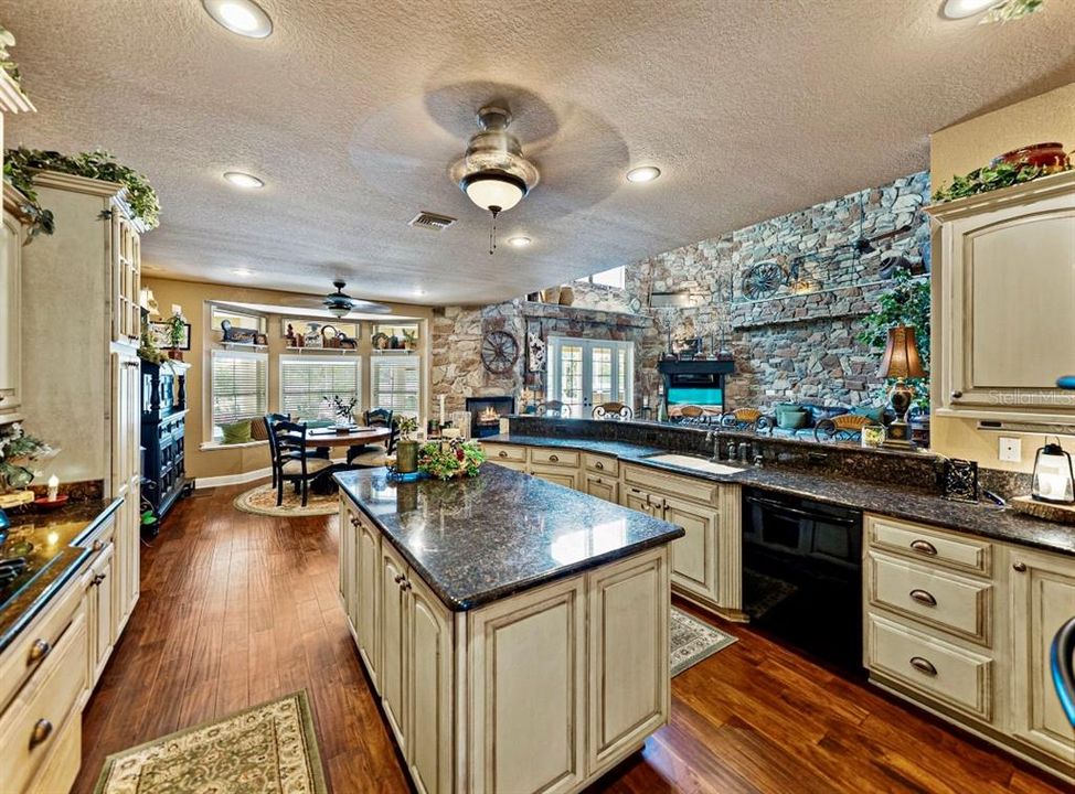 For Sale: $2,500,000 (4 beds, 2 baths, 4545 Square Feet)