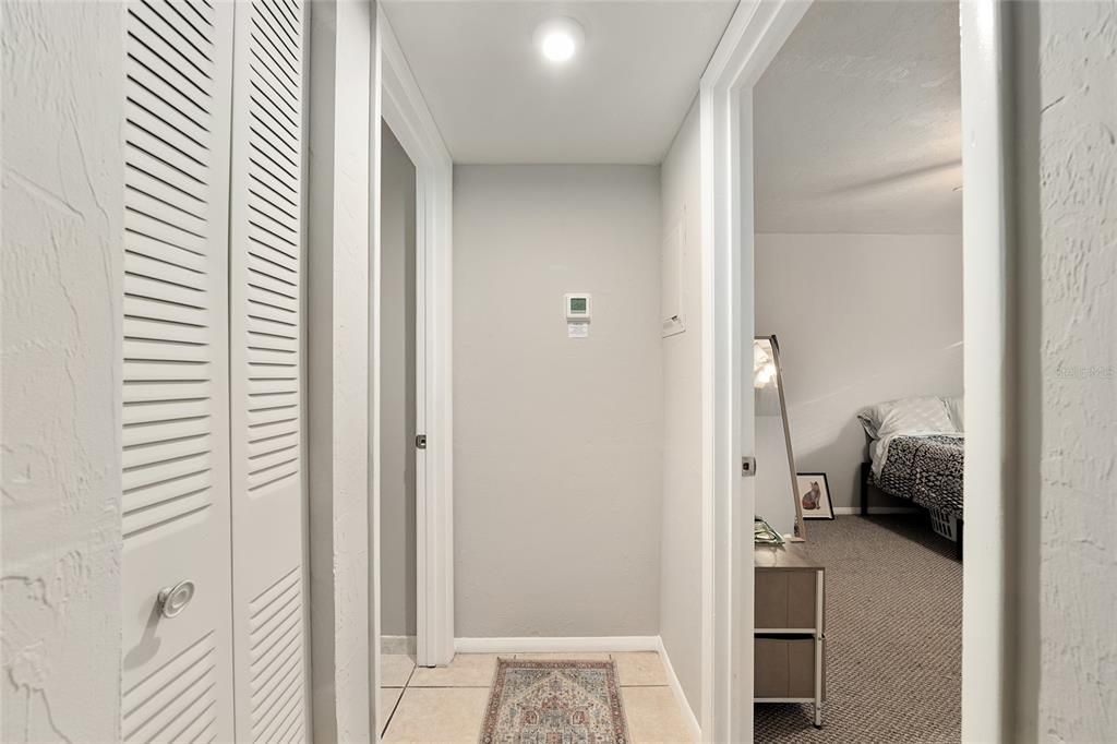 For Sale: $129,900 (1 beds, 1 baths, 576 Square Feet)