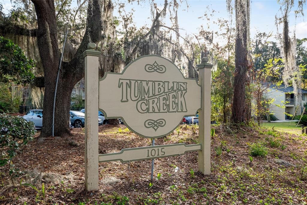 For Sale: $129,900 (1 beds, 1 baths, 576 Square Feet)