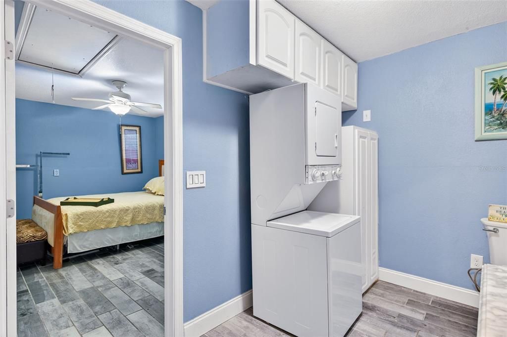 For Sale: $365,000 (4 beds, 3 baths, 1734 Square Feet)