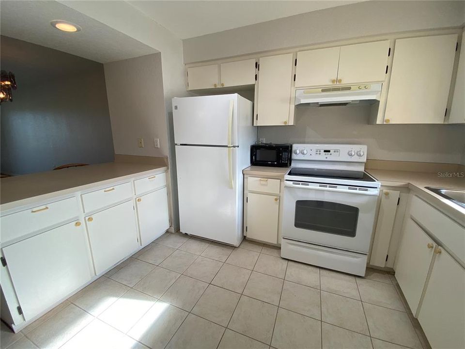 For Rent: $1,295 (2 beds, 2 baths, 1017 Square Feet)