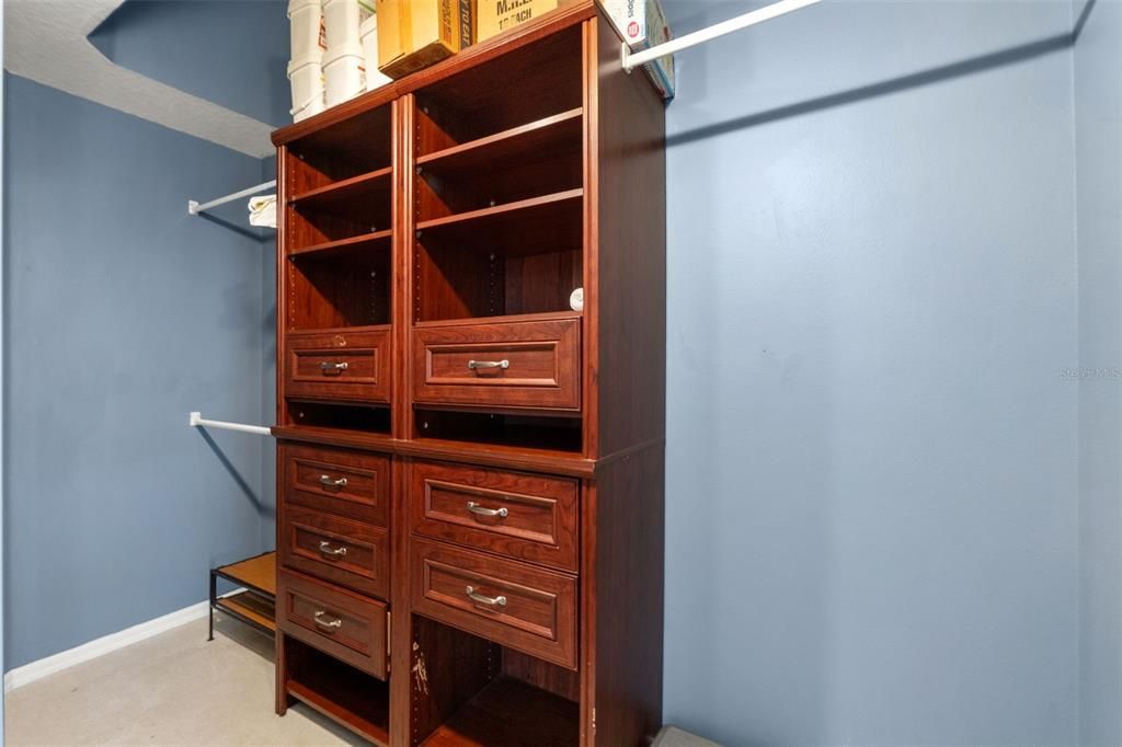 For Sale: $560,000 (4 beds, 3 baths, 2112 Square Feet)