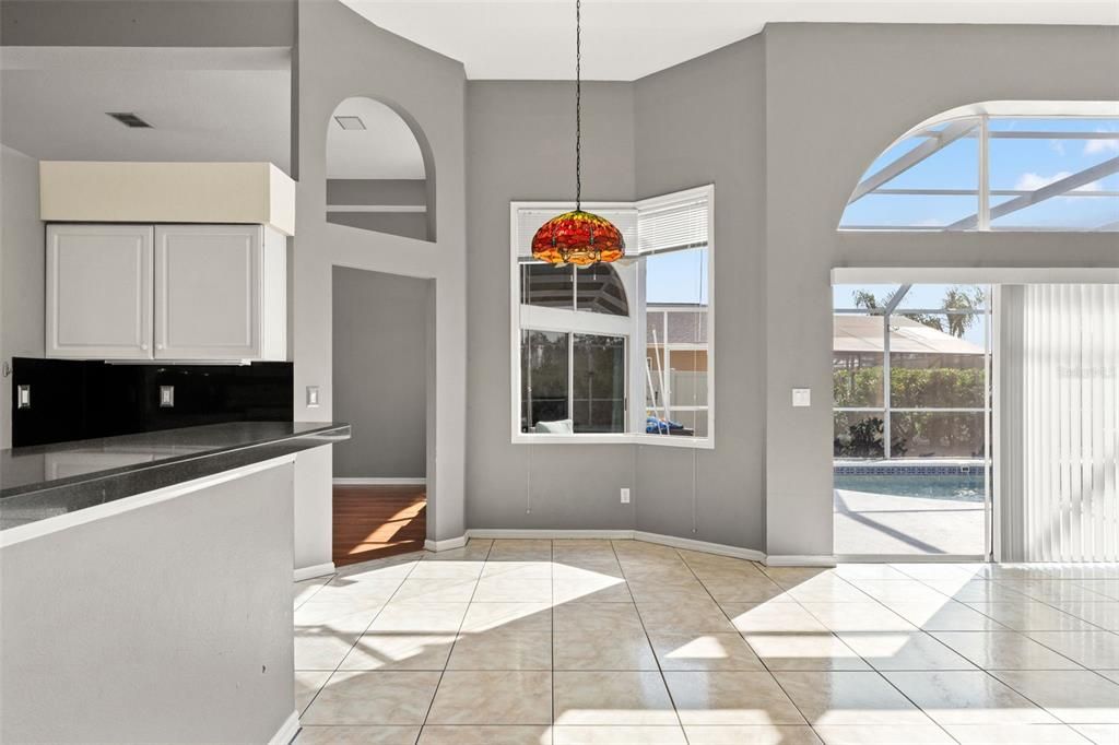 For Sale: $560,000 (4 beds, 3 baths, 2112 Square Feet)