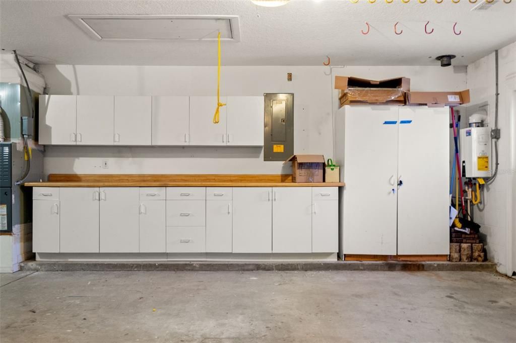 For Sale: $560,000 (4 beds, 3 baths, 2112 Square Feet)