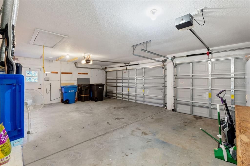 For Sale: $560,000 (4 beds, 3 baths, 2112 Square Feet)