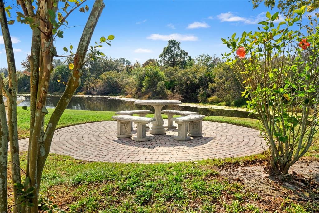 For Sale: $560,000 (4 beds, 3 baths, 2112 Square Feet)