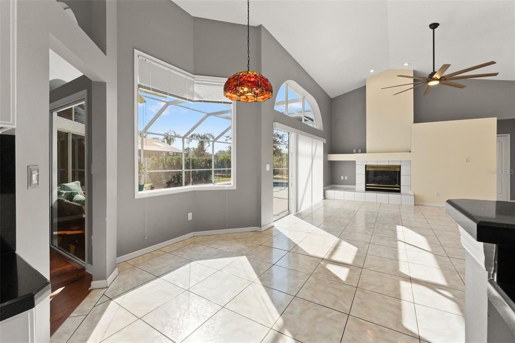 For Sale: $560,000 (4 beds, 3 baths, 2112 Square Feet)