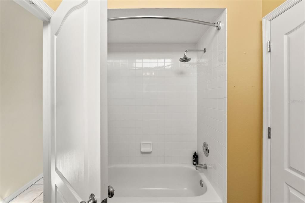 For Sale: $560,000 (4 beds, 3 baths, 2112 Square Feet)