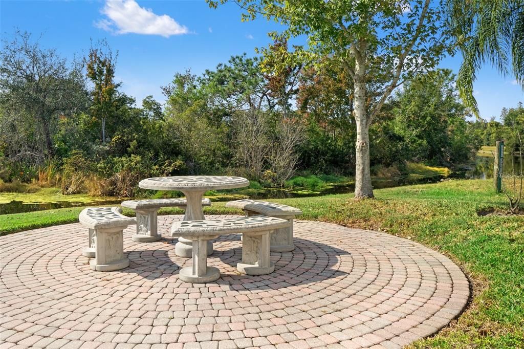 For Sale: $560,000 (4 beds, 3 baths, 2112 Square Feet)