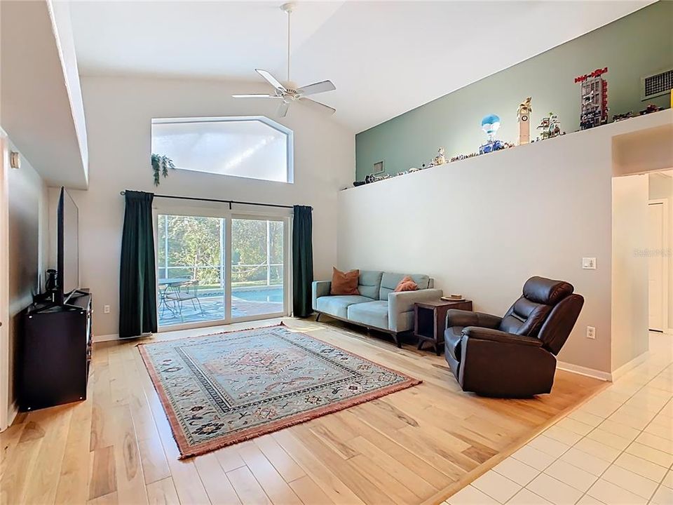 For Sale: $425,000 (3 beds, 2 baths, 2378 Square Feet)