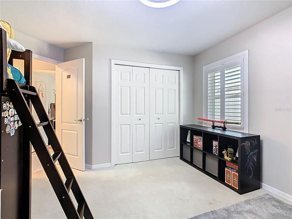For Sale: $425,000 (3 beds, 2 baths, 2378 Square Feet)