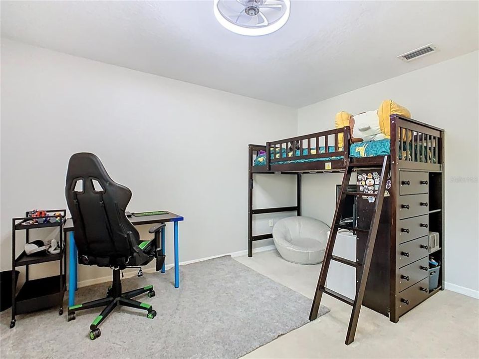 For Sale: $425,000 (3 beds, 2 baths, 2378 Square Feet)