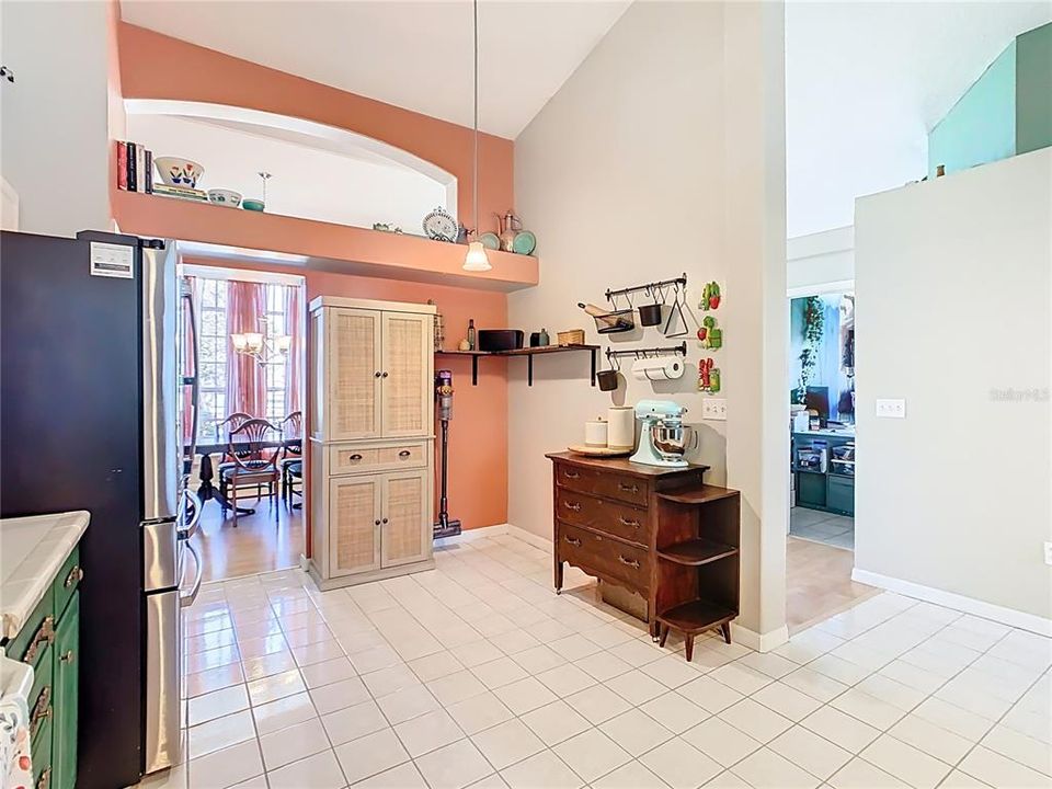 For Sale: $425,000 (3 beds, 2 baths, 2378 Square Feet)