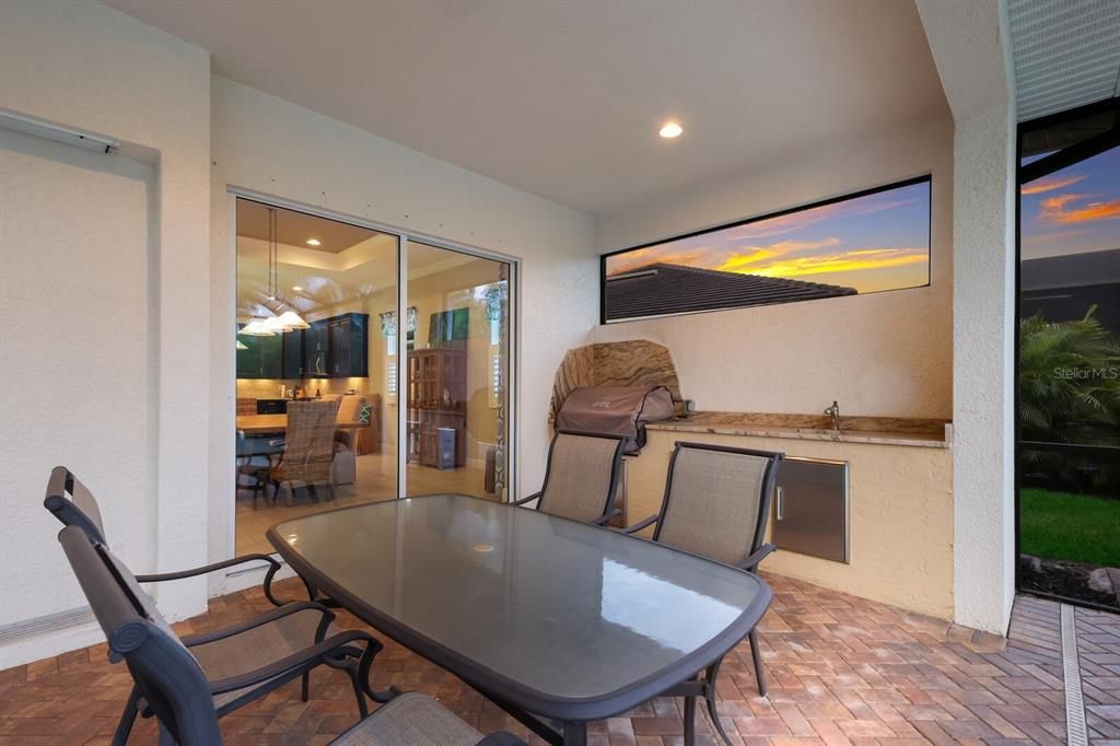 For Sale: $830,000 (3 beds, 3 baths, 2774 Square Feet)