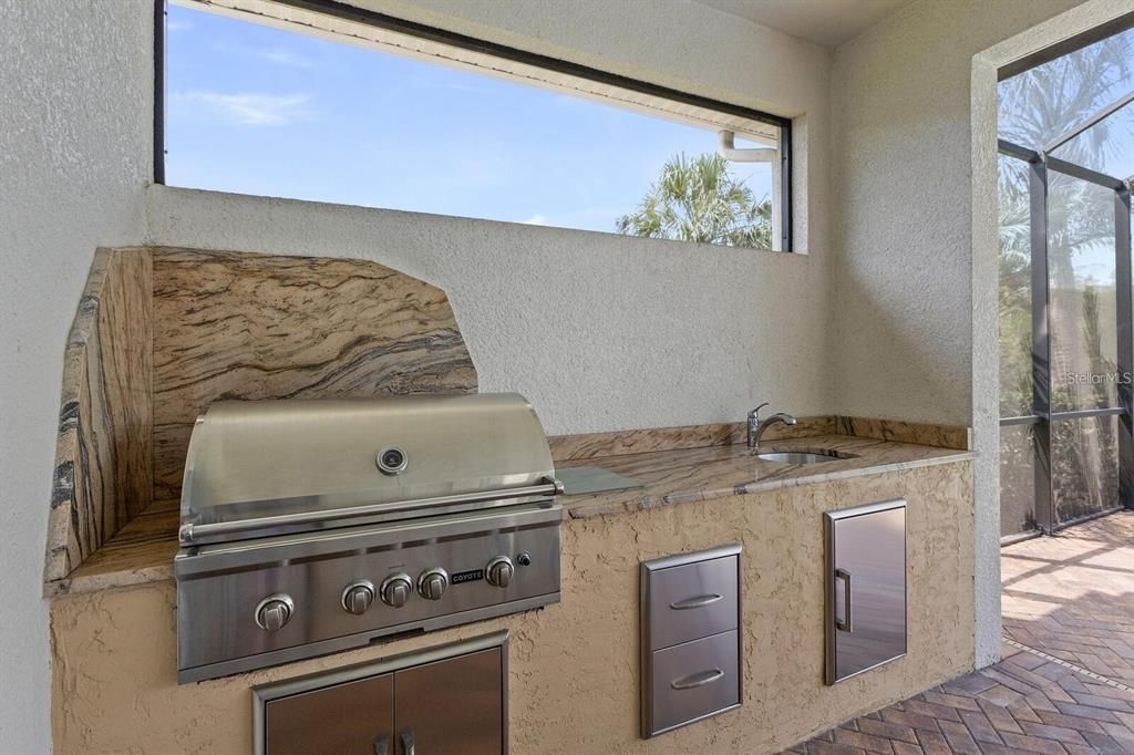 For Sale: $830,000 (3 beds, 3 baths, 2774 Square Feet)