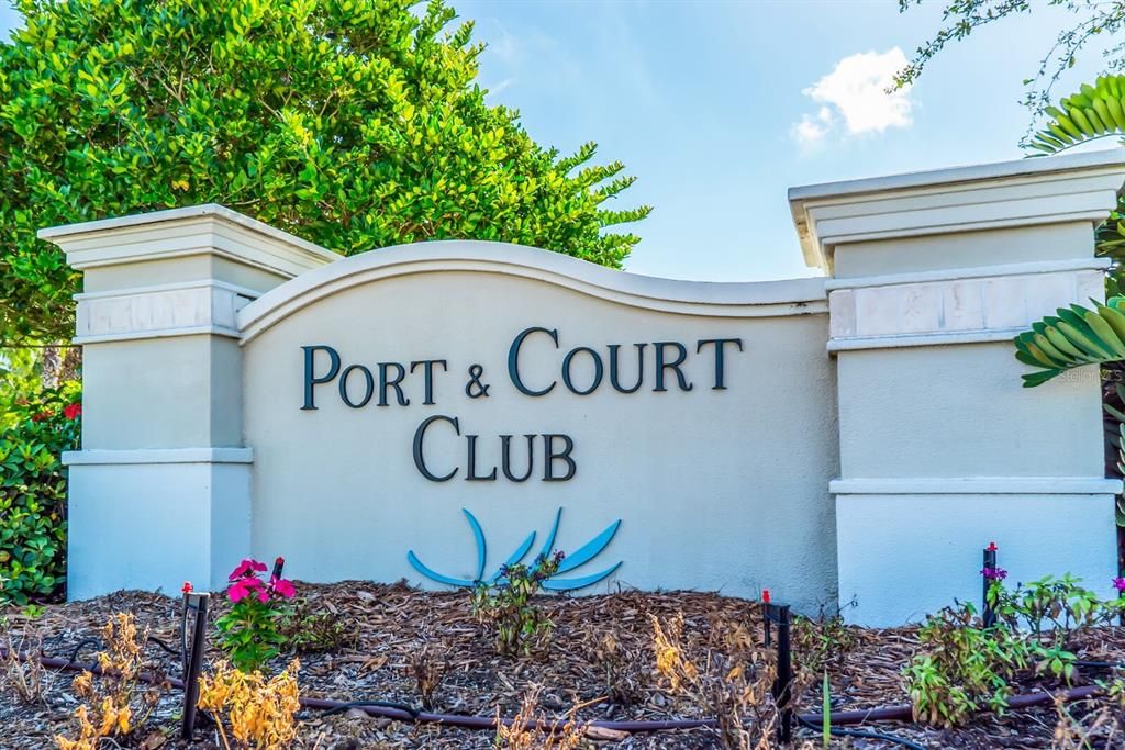 For Sale: $830,000 (3 beds, 3 baths, 2774 Square Feet)